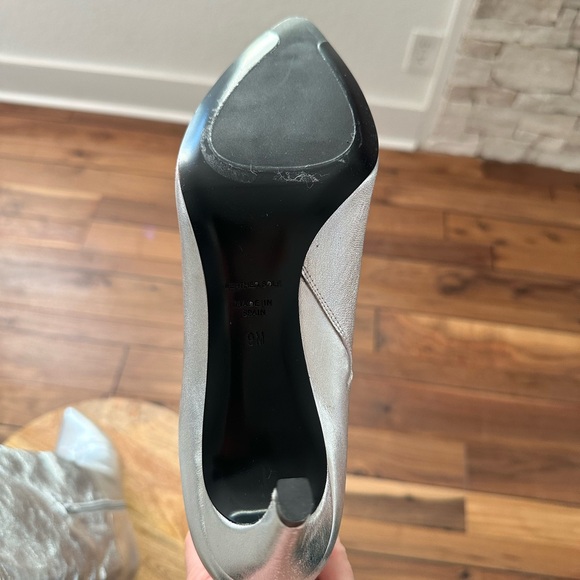 INEZ Mila Soft Silver Pointy Toe Heeled Boots sz: 9 NWOB - Picture 11 of 13